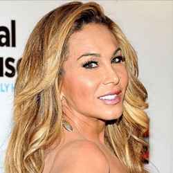 Book Adrienne Maloof - Professional Booking Agency for Adrienne Maloof